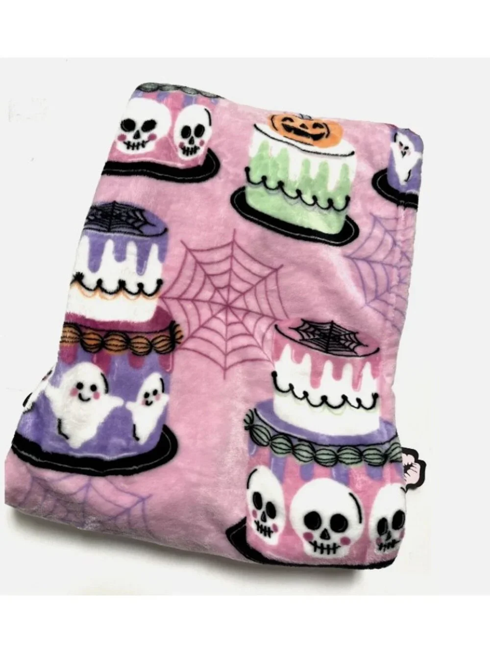 Betsey Johnson Halloween Plush Throw Blanket 50x70 Pink Skull Ghost Pumpkin Cake